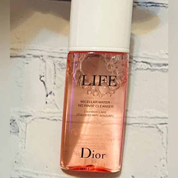 New Dior Pouch & Beauty Bundle With Dior Hydra Life Micellar Cleanser (10 Items) - Picture 11 of 16